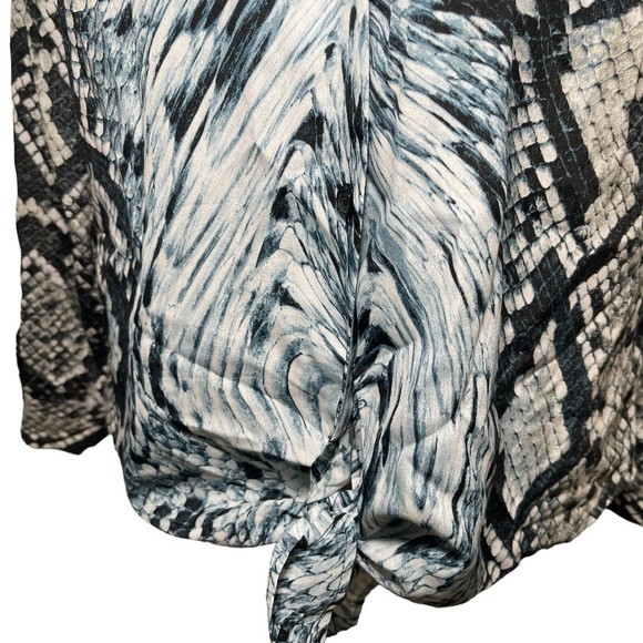 MICHAEL KORS Snake Print Button Down Silver Blue Blouse Tie Front Bundle Sz M - Picture 14 of 16